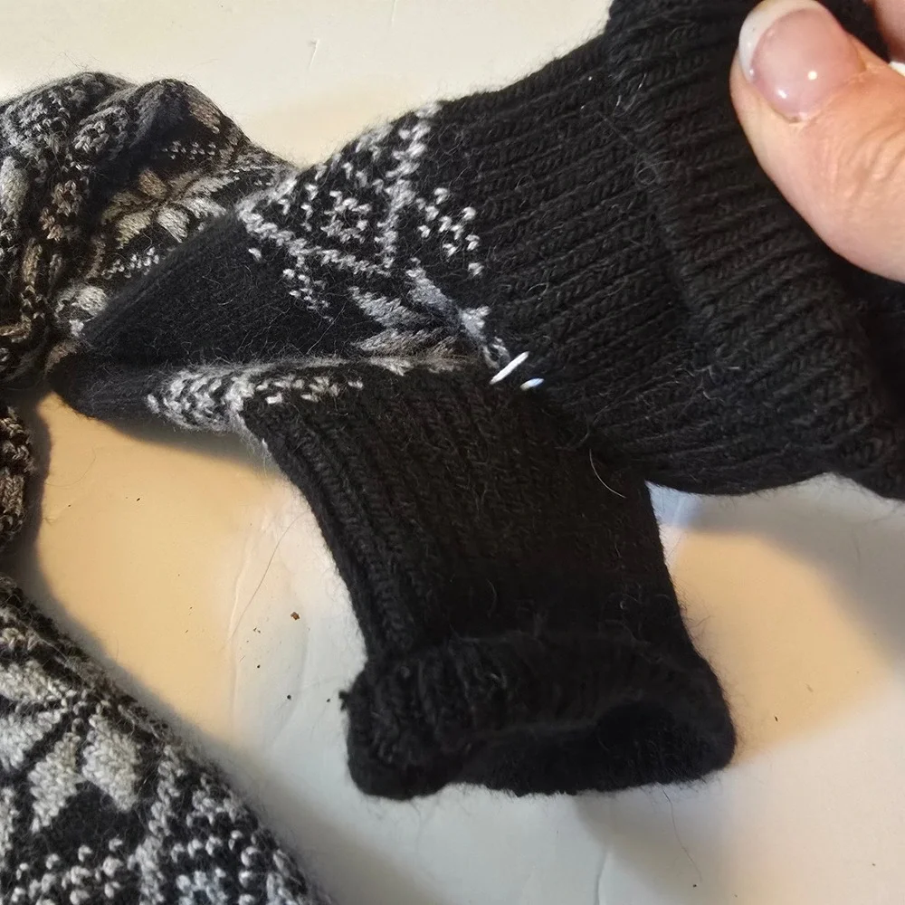 NEW Wool? Fair‎ Isle Socks Unisex One Size Black Gray Nordic Snowflake Knee High